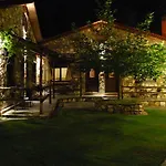 בית הארחה Tzivaeri 3*