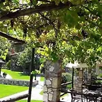 τζιβαέρι Πανσιόν Λυκοδρόμιο