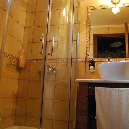 Tzivaeri Guest house 3*