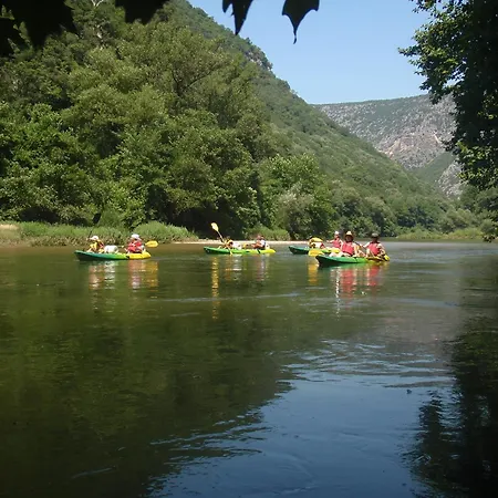 Konukevi Tzivaeri Likodhrómion