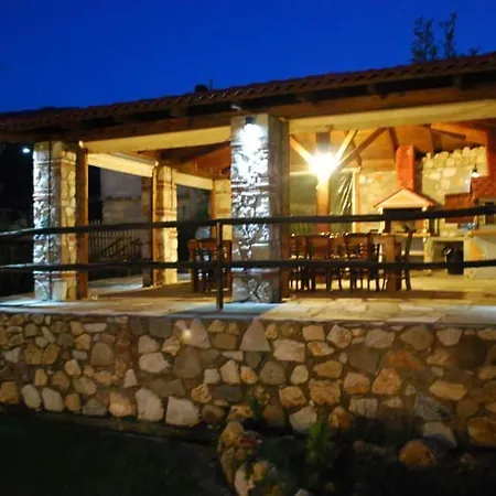 Tzivaeri Guest house 3*