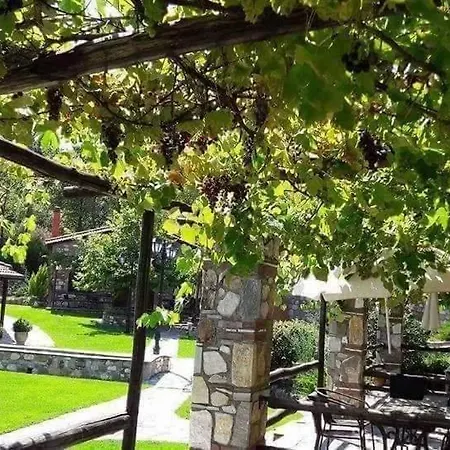 Tzivaeri Guest house Likodhromion