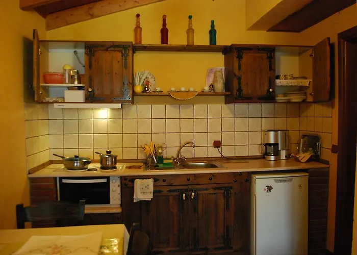 Konukevi Tzivaeri 3*