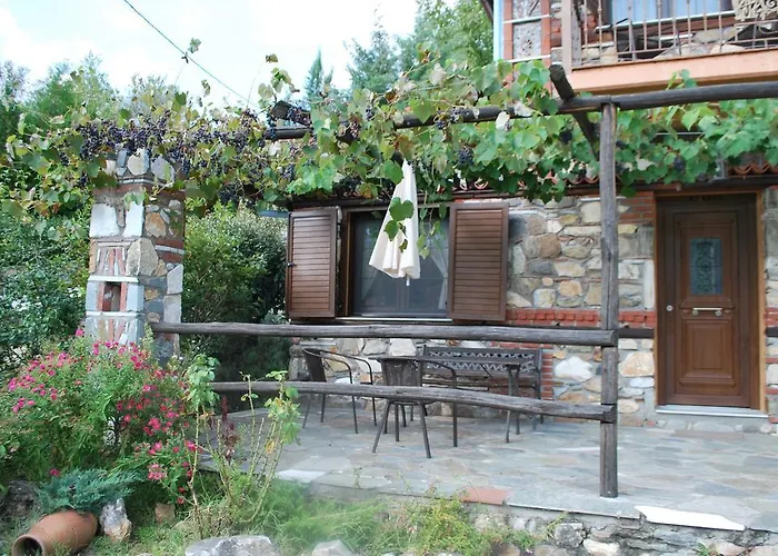 Tzivaeri Casa de hóspedes Likodhrómion