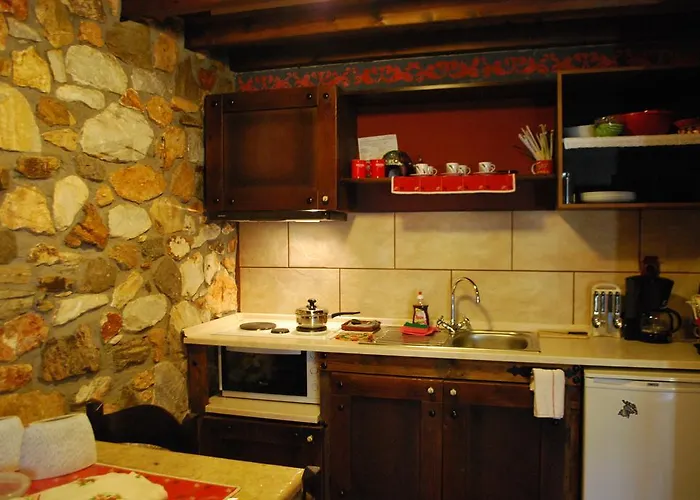 Tzivaeri 3* Likodhrómion