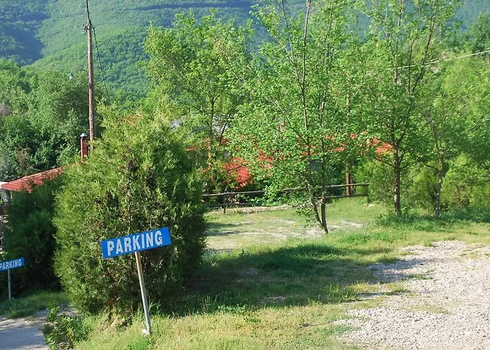 Tzivaeri Konukevi 3*